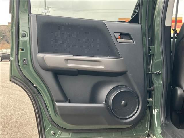 クロスロード ２０Ｘ　全塗装　グリーンマッドブラック　社外１６ＡＷ　ＢＦグッドリッチオールテレーン２１５／７０／１６　純正ＨＤＤナビ　バックカメラ　ＥＴＣ　ステアリングリモコン　スマートキー　ＣＤ／ＤＶＤ再生（47枚目）