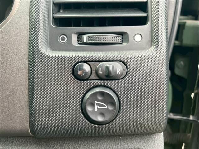 クロスロード ２０Ｘ　全塗装　グリーンマッドブラック　社外１６ＡＷ　ＢＦグッドリッチオールテレーン２１５／７０／１６　純正ＨＤＤナビ　バックカメラ　ＥＴＣ　ステアリングリモコン　スマートキー　ＣＤ／ＤＶＤ再生（54枚目）