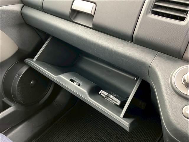 クロスロード ２０Ｘ　全塗装　グリーンマッドブラック　社外１６ＡＷ　ＢＦグッドリッチオールテレーン２１５／７０／１６　純正ＨＤＤナビ　バックカメラ　ＥＴＣ　ステアリングリモコン　スマートキー　ＣＤ／ＤＶＤ再生（70枚目）