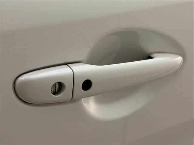 �e��I�[�g���[�������p�ӂ��Ă���܂��B�����O�~����R���\�B�P�Q�񂩂�P�Q�O��܂ł��x���񐔂����I�ђ����܂��B���ÎԂ���V�Ԃ��ׂĂɂ����p�����܂��B���C�y�ɃX�^�b�t�ւ����k���������B