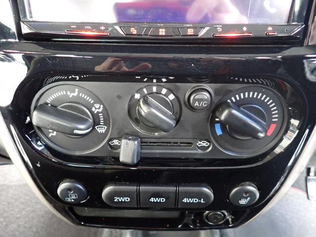 ジムニー ランドベンチャー　４ＷＤ　ＥＴＣ　キーレスエントリー　電動格納ミラー　シートヒーター　ＭＴ　ＡＢＳ　ＣＤ　ＵＳＢ　Ｂｌｕｅｔｏｏｔｈ　アルミホイール　衝突安全ボディ　エアコン（9枚目）