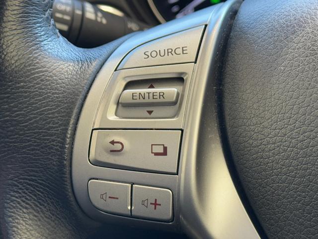 エクストレイル ２０Ｘ　ハイブリッド　エマージェンシーブレーキＰ　アラウンドビューモニター　クルーズコントロール　ＬＥＤヘッド　シートヒーター　純正ＳＤナビ　コーナーセンサー　インテリジェントキー　ＥＴＣ　ステアリングリモコン　カプロンシート　純正１７インチＡＷ（15枚目）