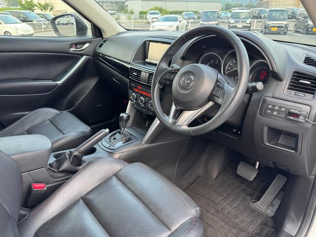 ＣＸ－５ ＸＤ　Ｌパッケージ　純正ナビＴＶ　バックカメラ　ＢＯＳＥ　黒革　シートヒーター　クルーズコントロール　パワーシート　リアビークルモニタリング　アイドリングストップ　スマートキー　プッシュスタート　ＨＩＤ　ディーゼル（47枚目）