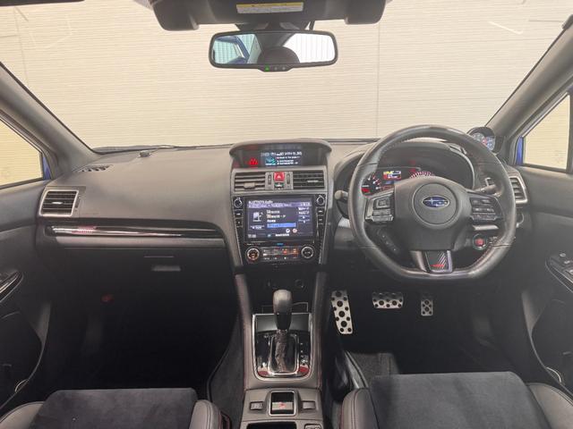 ＷＲＸ Ｓ４ ２．０ＧＴ－Ｓアイサイト　４ＷＤ　ＳＴＩエアロ　リアスポイラー　純正ナビ　Ｂｌｕｅｔｏｏｔｈ　アダプティブクルーズコントロール　ＢＳＭ　ＥＴＣ　ハーフレザーシート　パワーシート　フロントカメラ　バックカメラ　純正１８インチＡＷ（2枚目）