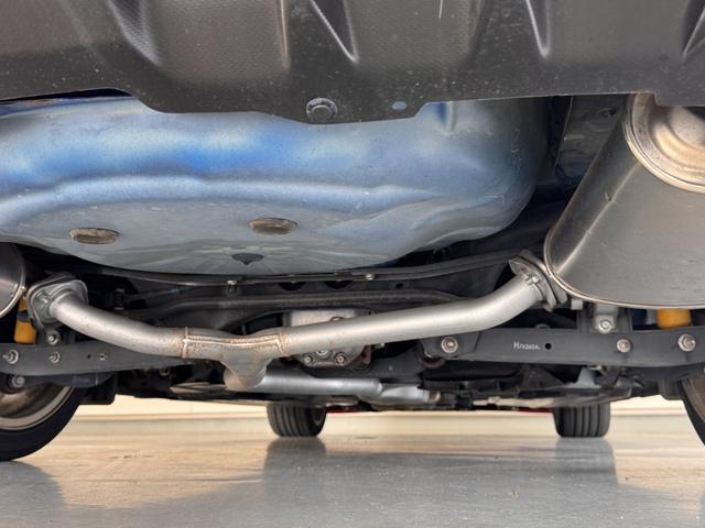 ＷＲＸ Ｓ４ ２．０ＧＴ－Ｓアイサイト　４ＷＤ　ＳＴＩエアロ　リアスポイラー　純正ナビ　Ｂｌｕｅｔｏｏｔｈ　アダプティブクルーズコントロール　ＢＳＭ　ＥＴＣ　ハーフレザーシート　パワーシート　フロントカメラ　バックカメラ　純正１８インチＡＷ（40枚目）