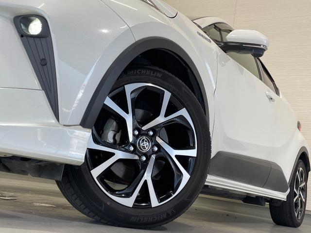 Ｃ－ＨＲ Ｇ　後期型　純正エアロパーツ　ハーフレザー　ＢＳＭ　ＬＥＤ　ディスプレイオーディオ　フルセグＴＶ　シートヒーター　レーダークルーズ　クリアランスソナー　バックカメラ　ＥＴＣ　純正１８インチＡＷ（11枚目）