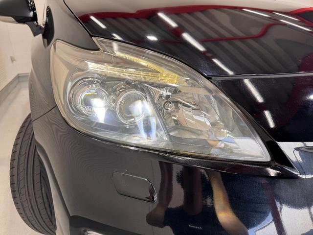 プリウス Ｓツーリングセレクション　純正ナビ　Ｂｌｕｅｔｏｏｔｈ　フルセグＴＶ　ＤＶＤ　ＣＤ　ＥＴＣ　バックカメラ　純正１７インチアルミホイール　ＬＥＤヘッドライト　ステアリングリモコン　プッシュスタート　スマートキー　オートライト（29枚目）