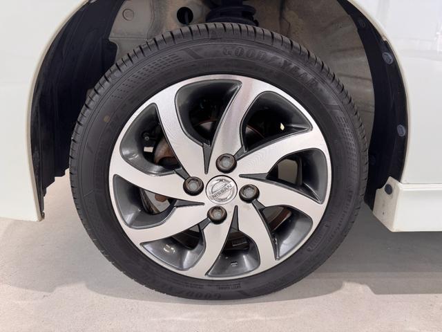 ルークス ハイウェイスター ナビ パワースライドドア ETC HIDヘッドライト 純正14インチアルミホイール プッシュスタート スマートキー オートエアコン オートライト テレビ DVD CD フォグランプ(30枚目)