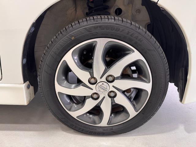 ルークス ハイウェイスター ナビ パワースライドドア ETC HIDヘッドライト 純正14インチアルミホイール プッシュスタート スマートキー オートエアコン オートライト テレビ DVD CD フォグランプ(33枚目)