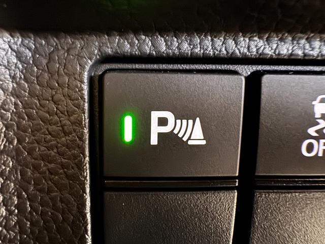 Ｎ－ＢＯＸカスタム Ｌターボ　純正９インチナビ　ａｐｐｌｅｃａｒｐｌａｙ　バックカメラ　ＥＴＣ　レーダークルーズコントロール　両側パワースライドドア　レーンアシスト　衝突軽減ブレーキ　パーキングセンサー　純正１５インチＡＷ（16枚目）