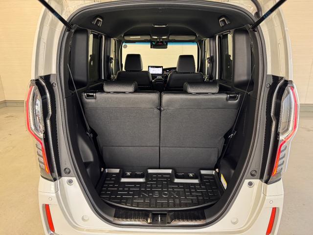 Ｎ－ＢＯＸカスタム Ｌターボ　純正９インチナビ　ａｐｐｌｅｃａｒｐｌａｙ　バックカメラ　ＥＴＣ　レーダークルーズコントロール　両側パワースライドドア　レーンアシスト　衝突軽減ブレーキ　パーキングセンサー　純正１５インチＡＷ（33枚目）