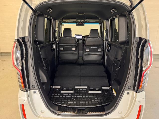 Ｎ－ＢＯＸカスタム Ｌターボ　純正９インチナビ　ａｐｐｌｅｃａｒｐｌａｙ　バックカメラ　ＥＴＣ　レーダークルーズコントロール　両側パワースライドドア　レーンアシスト　衝突軽減ブレーキ　パーキングセンサー　純正１５インチＡＷ（34枚目）