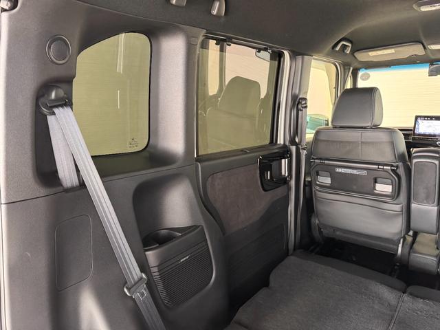 Ｎ－ＢＯＸカスタム Ｌターボ　純正９インチナビ　ａｐｐｌｅｃａｒｐｌａｙ　バックカメラ　ＥＴＣ　レーダークルーズコントロール　両側パワースライドドア　レーンアシスト　衝突軽減ブレーキ　パーキングセンサー　純正１５インチＡＷ（38枚目）