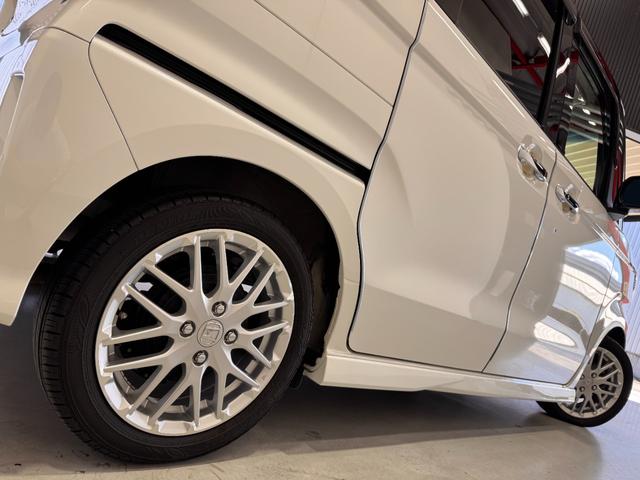 Ｎ－ＢＯＸカスタム Ｌターボ　純正９インチナビ　ａｐｐｌｅｃａｒｐｌａｙ　バックカメラ　ＥＴＣ　レーダークルーズコントロール　両側パワースライドドア　レーンアシスト　衝突軽減ブレーキ　パーキングセンサー　純正１５インチＡＷ（43枚目）