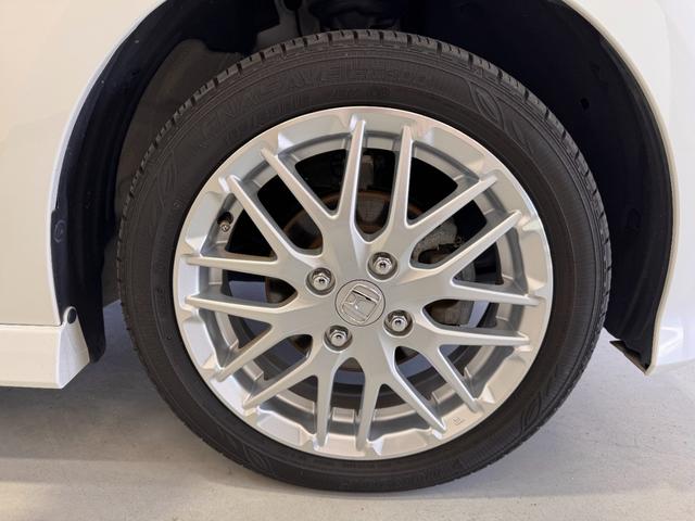 Ｎ－ＢＯＸカスタム Ｌターボ　純正９インチナビ　ａｐｐｌｅｃａｒｐｌａｙ　バックカメラ　ＥＴＣ　レーダークルーズコントロール　両側パワースライドドア　レーンアシスト　衝突軽減ブレーキ　パーキングセンサー　純正１５インチＡＷ（45枚目）