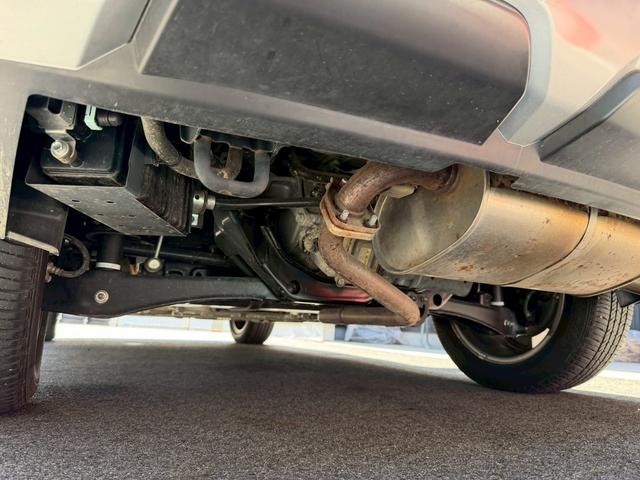 エクリプスクロスPHEV G e-アシスト レーダークルーズ AC1500W ハーフレザー シートヒーター ヘッドアップディスプレイ オートハイビーム コーナーセンサー ステアリングヒーター バックカメラ 電動パーキングブレーキ(27枚目)