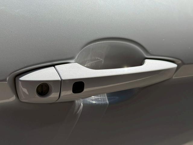 エクリプスクロスPHEV G e-アシスト レーダークルーズ AC1500W ハーフレザー シートヒーター ヘッドアップディスプレイ オートハイビーム コーナーセンサー ステアリングヒーター バックカメラ 電動パーキングブレーキ(31枚目)