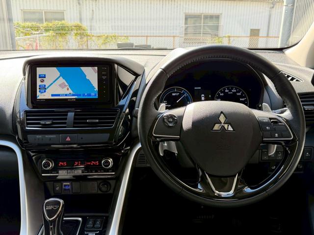 エクリプスクロスPHEV G e-アシスト レーダークルーズ AC1500W ハーフレザー シートヒーター ヘッドアップディスプレイ オートハイビーム コーナーセンサー ステアリングヒーター バックカメラ 電動パーキングブレーキ(45枚目)