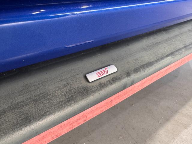 【エアロ】迫力があるSTIエアロがフロント、サイド、リアに装着されております!一段とかっこいい仕上がりになっております!