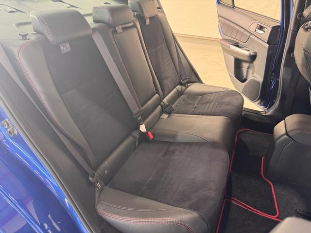 当店のお車をご覧いただきましてありがとうございます。お車についてのご質問やお見積りのご依頼、ご購入にあたってのご相談などお気軽にお問い合わせ下さい!