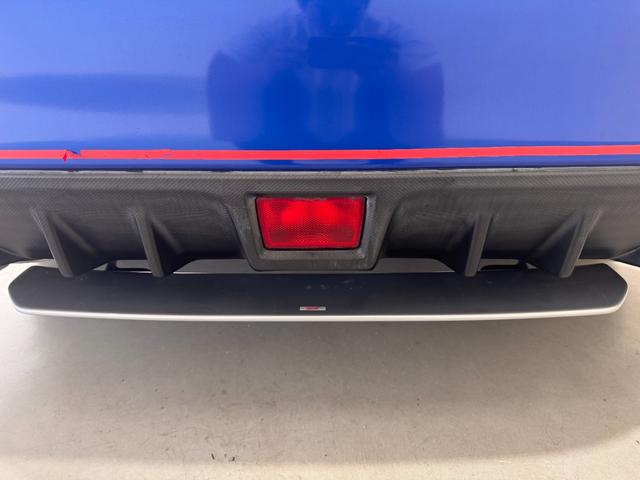 ご覧頂きまして誠に有難うございます!!是非ご来店して頂き、実際にご覧になって頂ければと思います。お客様からのご連絡をスタッフ一同、心よりお待ちしております