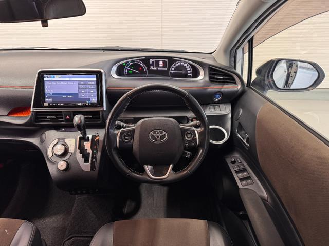 シエンタ ハイブリッドＧ　クエロ　９インチナビ　アラウンドビューモニター　モデリスタ１７インチＡＷ　両側Ｐスライドドア　クルコン　Ｂカメラ　ハーフレザーシート　レーンアシスト　ステアリングヒーター　シートヒーター　ＵＳＢ　ＢＴ（29枚目）