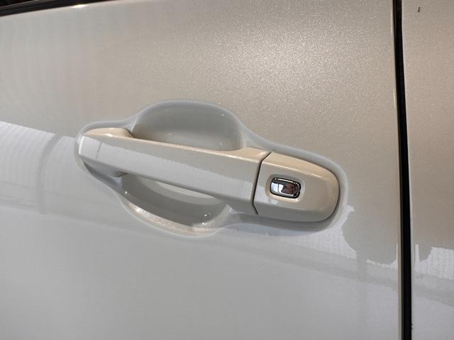 シエンタ ハイブリッドＧ　クエロ　９インチナビ　アラウンドビューモニター　モデリスタ１７インチＡＷ　両側Ｐスライドドア　クルコン　Ｂカメラ　ハーフレザーシート　レーンアシスト　ステアリングヒーター　シートヒーター　ＵＳＢ　ＢＴ（69枚目）