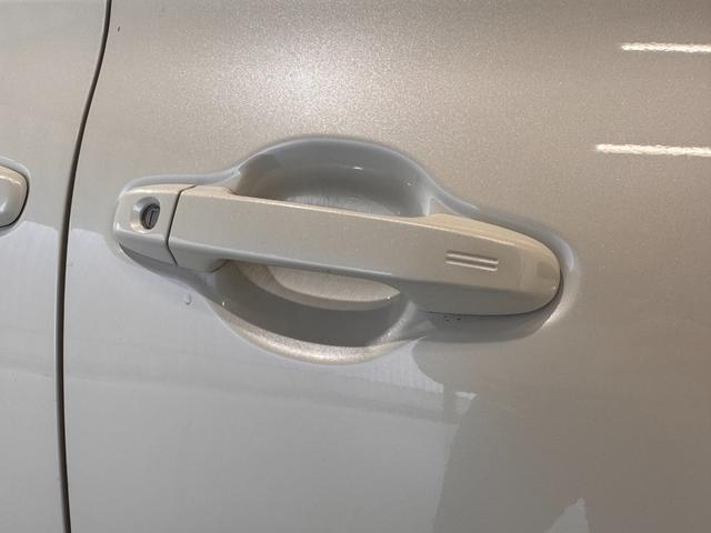 シエンタ ハイブリッドＧ　クエロ　９インチナビ　アラウンドビューモニター　モデリスタ１７インチＡＷ　両側Ｐスライドドア　クルコン　Ｂカメラ　ハーフレザーシート　レーンアシスト　ステアリングヒーター　シートヒーター　ＵＳＢ　ＢＴ（70枚目）