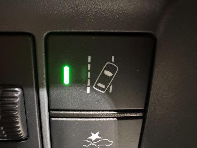 N-VAN G・ホンダセンシング パイオニアナビ Bカメラ 両サイドカメラ レーダークルーズコントロール レーンアシスト パーキングセンサー 衝突軽減ブレーキ ドライブレコーダー Bluetooth 横滑り防止 フルフラット(15枚目)