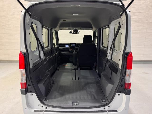 N-VAN G・ホンダセンシング パイオニアナビ Bカメラ 両サイドカメラ レーダークルーズコントロール レーンアシスト パーキングセンサー 衝突軽減ブレーキ ドライブレコーダー Bluetooth 横滑り防止 フルフラット(29枚目)