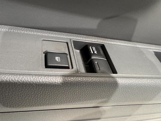 N-VAN G・ホンダセンシング パイオニアナビ Bカメラ 両サイドカメラ レーダークルーズコントロール レーンアシスト パーキングセンサー 衝突軽減ブレーキ ドライブレコーダー Bluetooth 横滑り防止 フルフラット(58枚目)