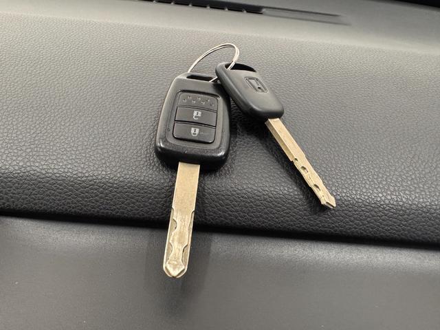 N-VAN G・ホンダセンシング パイオニアナビ Bカメラ 両サイドカメラ レーダークルーズコントロール レーンアシスト パーキングセンサー 衝突軽減ブレーキ ドライブレコーダー Bluetooth 横滑り防止 フルフラット(64枚目)