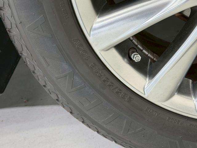 ハリアー プレミアム　アドバンスドパッケージ　黒革　サンルーフ　全周囲カメラ　ＪＢＬサウンド　ＬＥＤヘッド　シートヒーター　レーダークルーズ　パワーバックドア　コーナーセンサー　パワーシート　シートメモリ―　メーカーナビ　オートハイビーム　ＥＴＣ（28枚目）