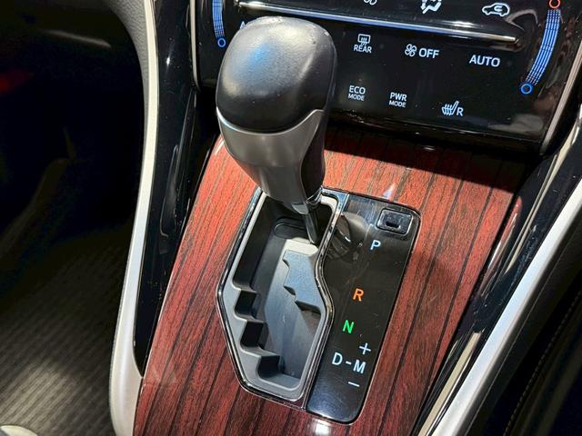 ハリアー プレミアム　アドバンスドパッケージ　黒革　サンルーフ　全周囲カメラ　ＪＢＬサウンド　ＬＥＤヘッド　シートヒーター　レーダークルーズ　パワーバックドア　コーナーセンサー　パワーシート　シートメモリ―　メーカーナビ　オートハイビーム　ＥＴＣ（53枚目）