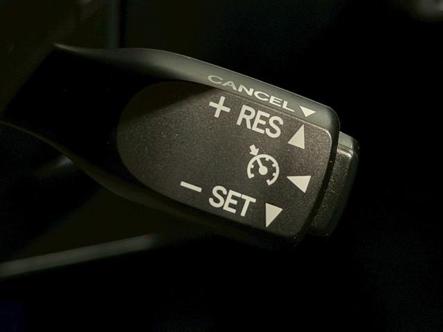 ハリアー プレミアム 純正エアロ REALハンドル ハーフレザー クルーズコントロール パワーバックドア バックカメラ レーンキープアシスト オートハイビーム ETC パワーシート 純正ナビ LED 純正18インチAW(5枚目)