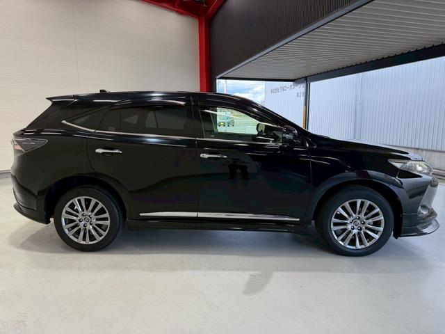 ハリアー プレミアム 純正エアロ REALハンドル ハーフレザー クルーズコントロール パワーバックドア バックカメラ レーンキープアシスト オートハイビーム ETC パワーシート 純正ナビ LED 純正18インチAW(18枚目)