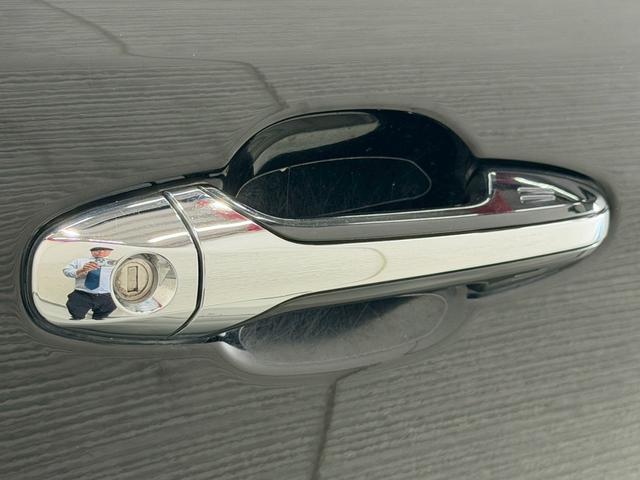 ハリアー プレミアム 純正エアロ REALハンドル ハーフレザー クルーズコントロール パワーバックドア バックカメラ レーンキープアシスト オートハイビーム ETC パワーシート 純正ナビ LED 純正18インチAW(22枚目)