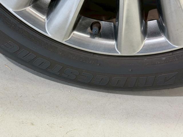 ハリアー プレミアム 純正エアロ REALハンドル ハーフレザー クルーズコントロール パワーバックドア バックカメラ レーンキープアシスト オートハイビーム ETC パワーシート 純正ナビ LED 純正18インチAW(38枚目)