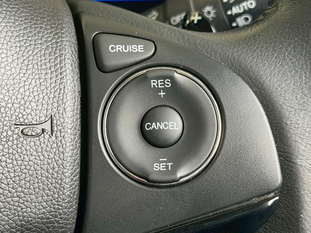 【クルーズコントロール】装備車両です。遠距離ドライブの高速道路などでは大活躍で疲労軽減に役立ちます。
