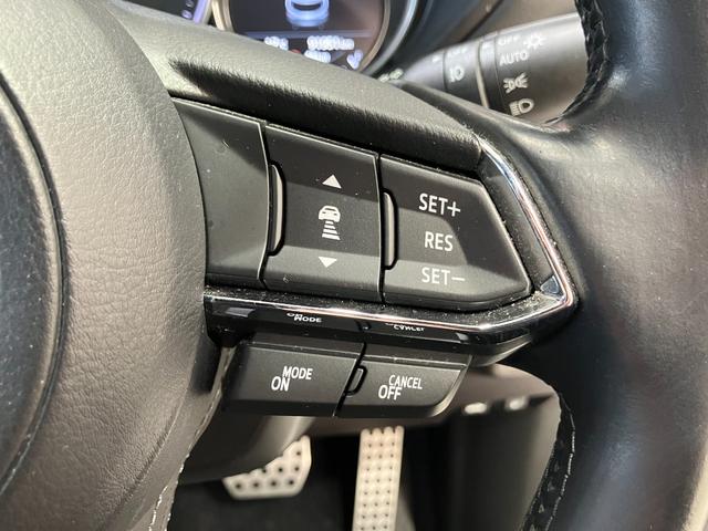 ＣＸ－８ ＸＤ　Ｌパッケージ　茶革　ＢＯＳＥ　後席モニター　全周囲カメラ　パワーバックドア　シートヒーター　ステアリングヒーター　コーナーセンサー　レーダークルーズ　ヘッドアップディスプレイ　ＢＳＭ　ＵＳＢポート　ルーフレール（51枚目）