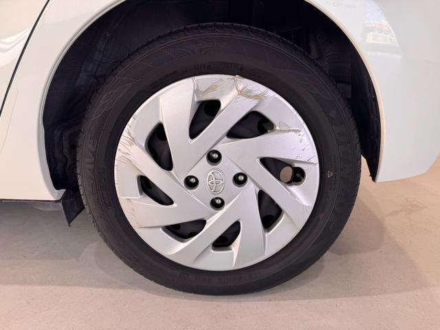 アクア Ｇ　純正９インチナビ　ＥＴＣ　レーンアシスト　衝突軽減ブレーキ　Ｂｌｕｅｔｏｏｔｈ　フルセグＴＶ　オートハイビーム　セーフティセンス　　ＤＶＤ　ＣＤ　プッシュスタート　スマートキー　オートエアコン（35枚目）