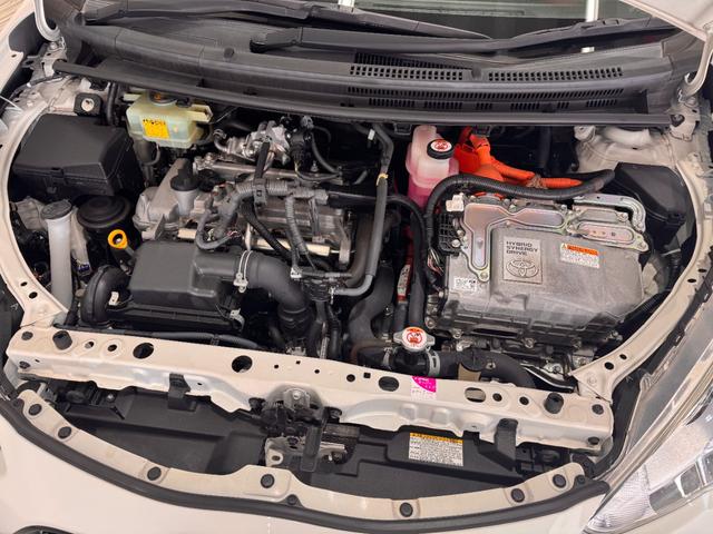 アクア Ｇ　純正９インチナビ　ＥＴＣ　レーンアシスト　衝突軽減ブレーキ　Ｂｌｕｅｔｏｏｔｈ　フルセグＴＶ　オートハイビーム　セーフティセンス　　ＤＶＤ　ＣＤ　プッシュスタート　スマートキー　オートエアコン（41枚目）