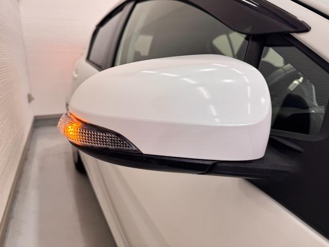 アクア Ｇ　純正９インチナビ　ＥＴＣ　レーンアシスト　衝突軽減ブレーキ　Ｂｌｕｅｔｏｏｔｈ　フルセグＴＶ　オートハイビーム　セーフティセンス　　ＤＶＤ　ＣＤ　プッシュスタート　スマートキー　オートエアコン（53枚目）