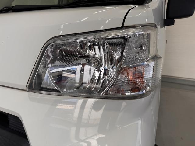 ハイゼットカーゴ スペシャルＳＡＩＩＩ　純正ナビ　スマートアシスト　ＥＴＣ　衝突軽減ブレーキ　オートハイビーム　Ｂｌｕｅｔｏｏｔｈ　テレビ　ＤＶＤ　ＣＤ　スライドドア　アイドリングストップ　キーレスキー　エアコン　横滑り防止（40枚目）