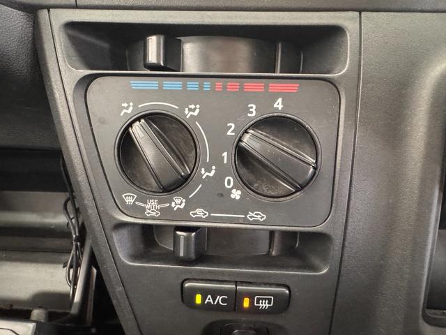 ハイゼットカーゴ スペシャルＳＡＩＩＩ　純正ナビ　スマートアシスト　ＥＴＣ　衝突軽減ブレーキ　オートハイビーム　Ｂｌｕｅｔｏｏｔｈ　テレビ　ＤＶＤ　ＣＤ　スライドドア　アイドリングストップ　キーレスキー　エアコン　横滑り防止（41枚目）