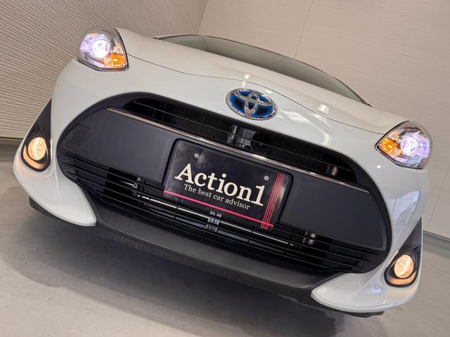 アクア Ｓ　メモリーナビ　Ｂｌｕｅｔｏｏｔｈ　エンジンスターター　横滑り防止　ステアリングリモコン　キーレスキー　ＤＶＤ　ＣＤ　電動格納ミラー　オートエアコン　パワーウインドウ（28枚目）