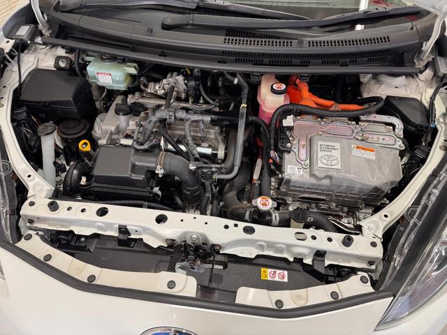 アクア Ｓ　メモリーナビ　Ｂｌｕｅｔｏｏｔｈ　エンジンスターター　横滑り防止　ステアリングリモコン　キーレスキー　ＤＶＤ　ＣＤ　電動格納ミラー　オートエアコン　パワーウインドウ（35枚目）