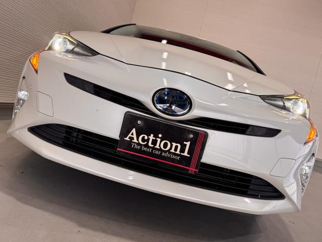 プリウス Ｓセーフティプラス　ワンオーナー　純正９インチナビ　ＨＵＤ　クリアランスソナー　ＥＴＣ　バックカメラ　レーンアシスト　レーダークルーズコントロール　Ｂｌｕｅｔｏｏｔｈ　フルセグＴＶ　ＤＶＤ　Ｐアシスト　純正１５インチＡＷ（34枚目）