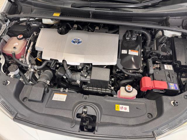 プリウス Ｓセーフティプラス　ワンオーナー　純正９インチナビ　ＨＵＤ　クリアランスソナー　ＥＴＣ　バックカメラ　レーンアシスト　レーダークルーズコントロール　Ｂｌｕｅｔｏｏｔｈ　フルセグＴＶ　ＤＶＤ　Ｐアシスト　純正１５インチＡＷ（47枚目）