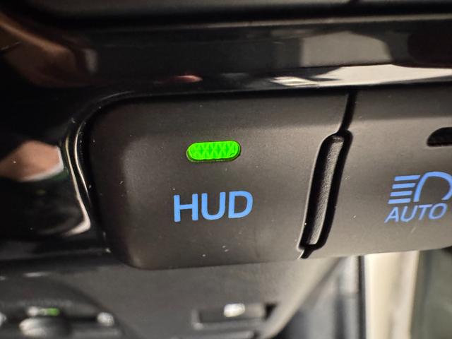 プリウス Ｓセーフティプラス　ワンオーナー　純正９インチナビ　ＨＵＤ　クリアランスソナー　ＥＴＣ　バックカメラ　レーンアシスト　レーダークルーズコントロール　Ｂｌｕｅｔｏｏｔｈ　フルセグＴＶ　ＤＶＤ　Ｐアシスト　純正１５インチＡＷ（62枚目）